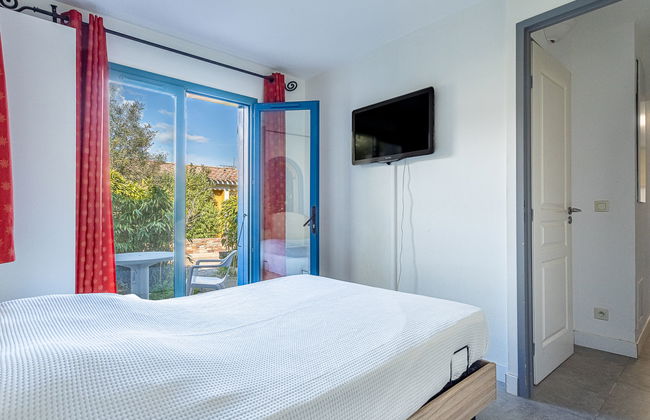 Apartamento de 3 quartos em Le Lavandou com piscina e jardim - Foto 5