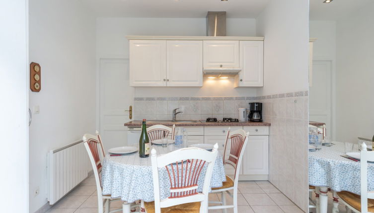 Photo 1 - 2 bedroom Apartment in Cabourg with garden and sea view