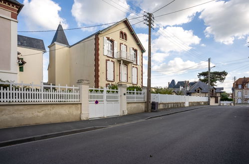 Photo 16 - Appartement de 2 chambres à Cabourg avec jardin et terrasse