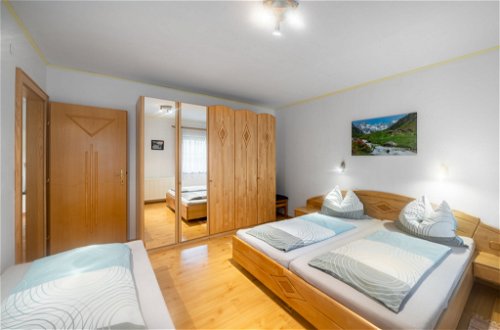 Foto 10 - Apartment mit 2 Schlafzimmern in Bruck an der Großglocknerstraße mit garten und blick auf die berge