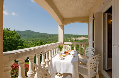 Foto 2 - Apartamento de 2 habitaciones en Bauduen con jardín y vistas a la montaña