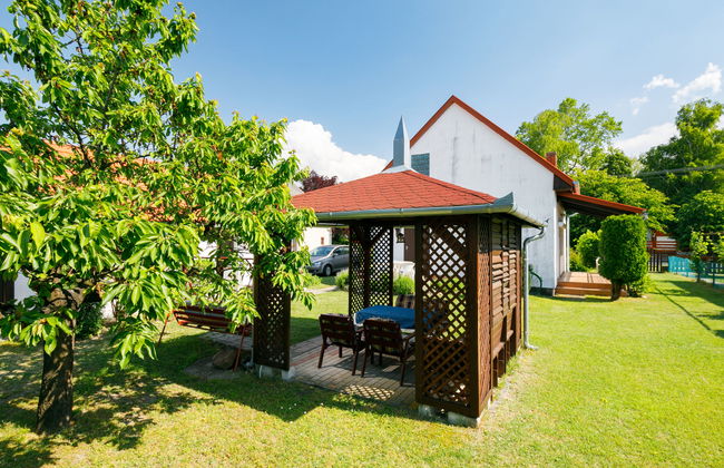 Casa de 4 quartos em Balatonkeresztúr com jardim e terraço - Foto 17