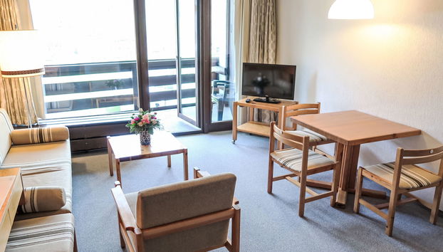 Apartment mit 1 Schlafzimmer in Disentis/Mustér mit schwimmbad und garten - Foto 3