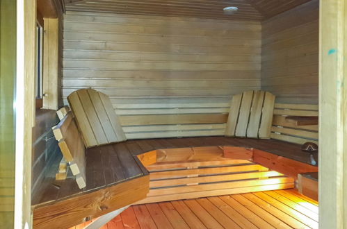 Foto 14 - Casa de 3 quartos em Kuusamo com sauna e vista para a montanha