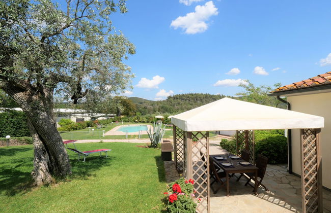 Apartamento de 3 quartos em Massa Marittima com piscina e jardim - Foto 4