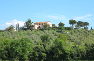 Foto 2 - Apartamento de 2 quartos em Massa Marittima com piscina e jardim