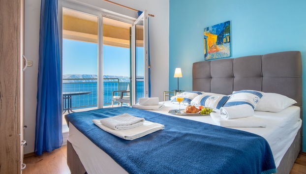Appartement de 2 chambres à Senj avec piscine et jardin - Photo 5