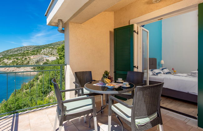 Apartamento de 2 quartos em Senj com piscina e jardim - Foto 14