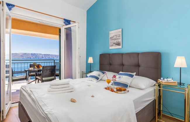 Apartamento de 2 quartos em Senj com piscina e jardim - Foto 15