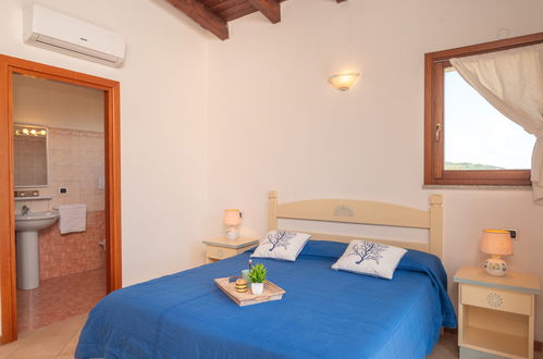 Photo 15 - 2 bedroom Apartment in Santa Teresa Gallura with garden and terrace