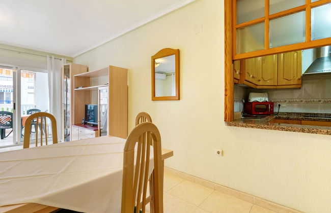 4 bedroom Apartment in Guardamar del Segura with terrace - Photo 17