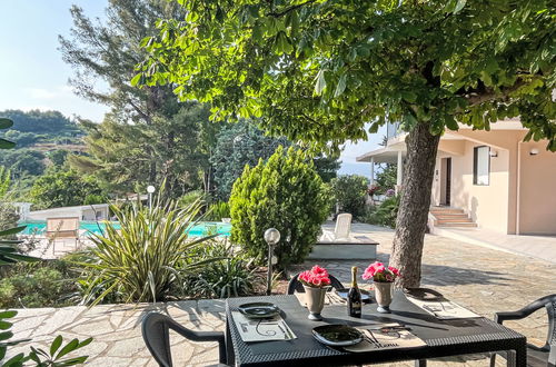 Foto 6 - Apartamento de 1 quarto em Imperia com piscina e jardim