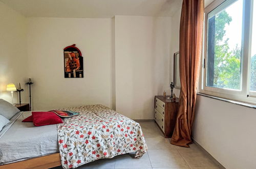 Foto 12 - Apartamento de 2 quartos em Imperia com piscina e jardim