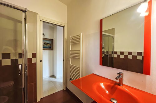Foto 9 - Apartamento de 2 quartos em Imperia com piscina e jardim