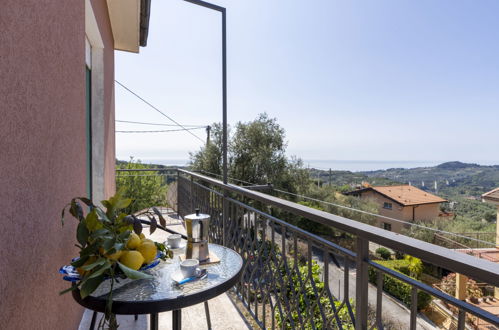 Foto 1 - Appartamento con 2 camere da letto a Civezza con vista mare