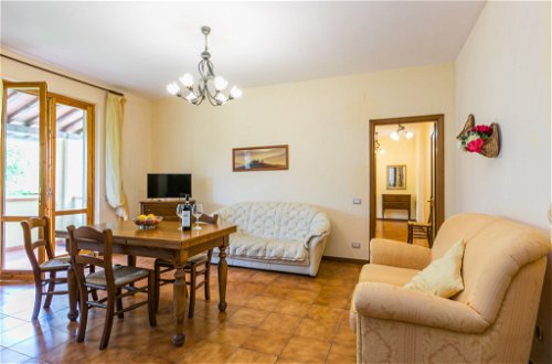 Photo 6 - 3 bedroom Apartment in Bucine with swimming pool and garden