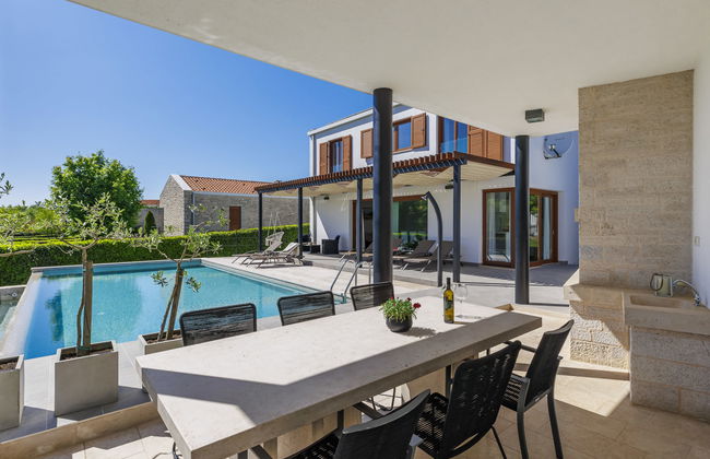 Casa de 4 quartos em Sveti Petar u Šumi com piscina privada e jardim - Foto 10