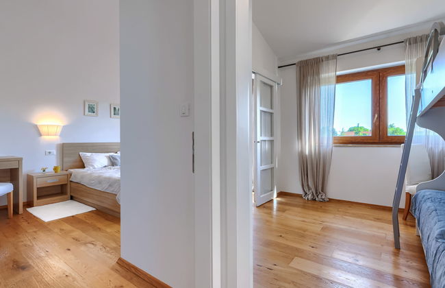 Casa de 4 quartos em Sveti Petar u Šumi com piscina privada e jardim - Foto 33