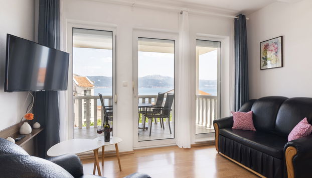 3 bedroom Apartment in Split with terrace - Photo 2