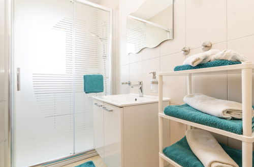 Foto 15 - Apartamento de 2 quartos em Split com terraço