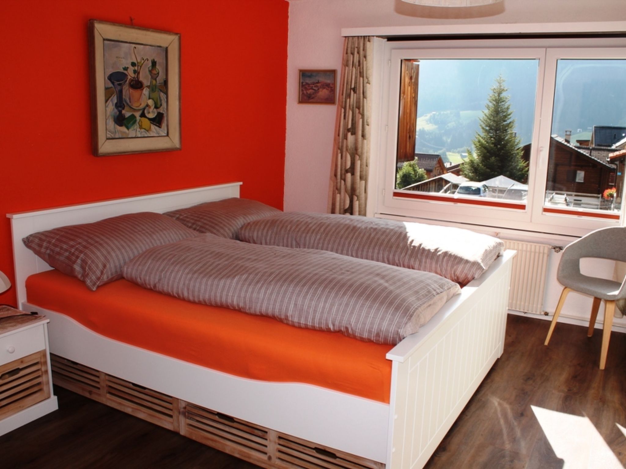 Foto 8 - Appartamento con 2 camere da letto a Tujetsch con vista sulle montagne