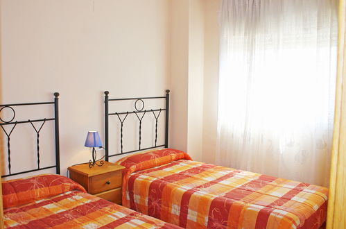 Foto 9 - Apartamento de 4 quartos em Alicante com piscina e jardim