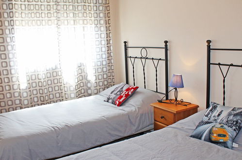 Foto 5 - Appartamento con 4 camere da letto a Alicante con piscina e vista mare