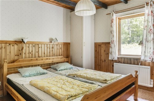 Foto 15 - Haus mit 3 Schlafzimmern in Östra Frölunda mit garten und sauna