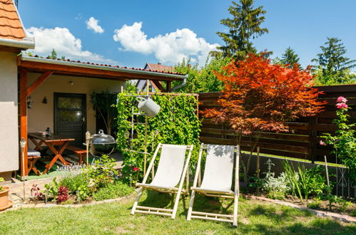 Foto 14 - Casa de 1 quarto em Balatonszemes com jardim e vista para a montanha