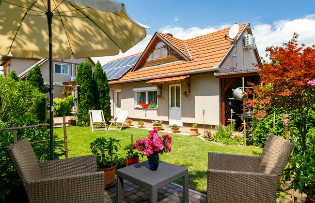 Casa de 1 quarto em Balatonszemes com jardim - Foto 1
