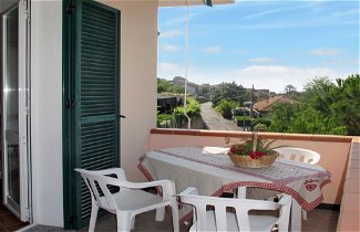 Photo 3 - Appartement de 2 chambres à Diano Castello avec piscine et vues à la mer