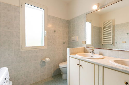 Foto 25 - Apartamento de 2 quartos em Diano Castello com piscina e jardim