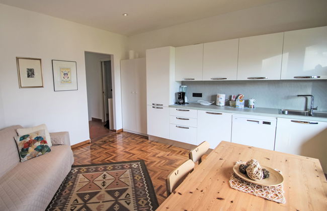 Apartamento de 1 quarto em Maccagno con Pino e Veddasca com jardim - Foto 4