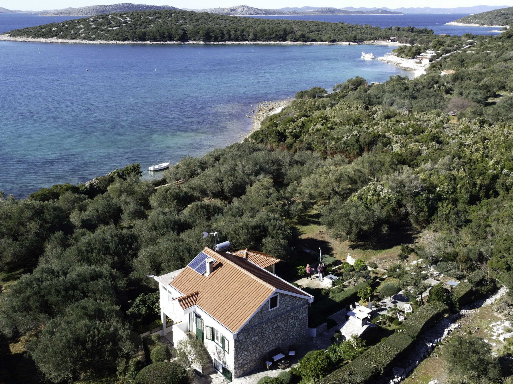Photo 1 - 4 bedroom House in Pašman with garden and sea view