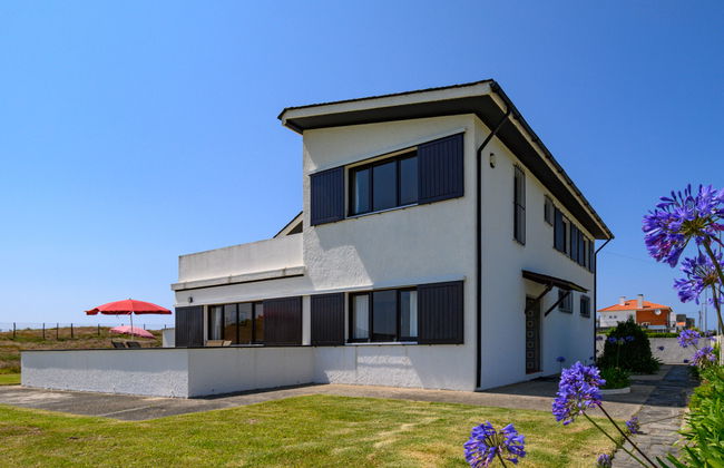 Casa de 6 quartos em Viana do Castelo com jardim e terraço - Foto 1