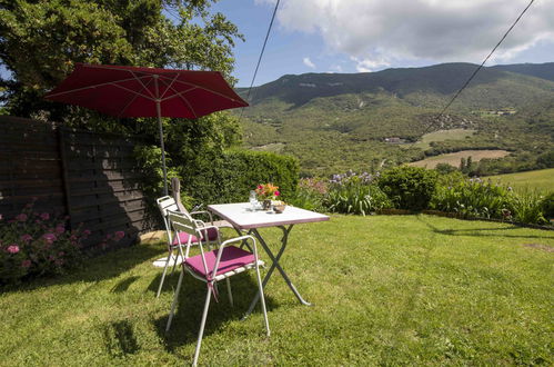 Photo 13 - 1 bedroom House in Roche-Saint-Secret-Béconne with garden and terrace