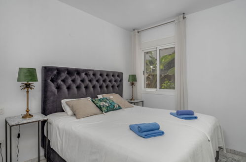 Foto 10 - Apartamento de 2 quartos em Marbella com piscina e vistas do mar