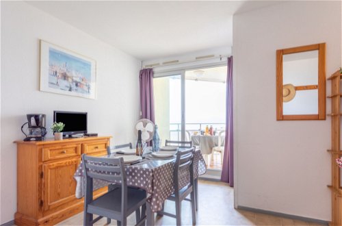 Photo 12 - 1 bedroom Apartment in Canet-en-Roussillon with sea view