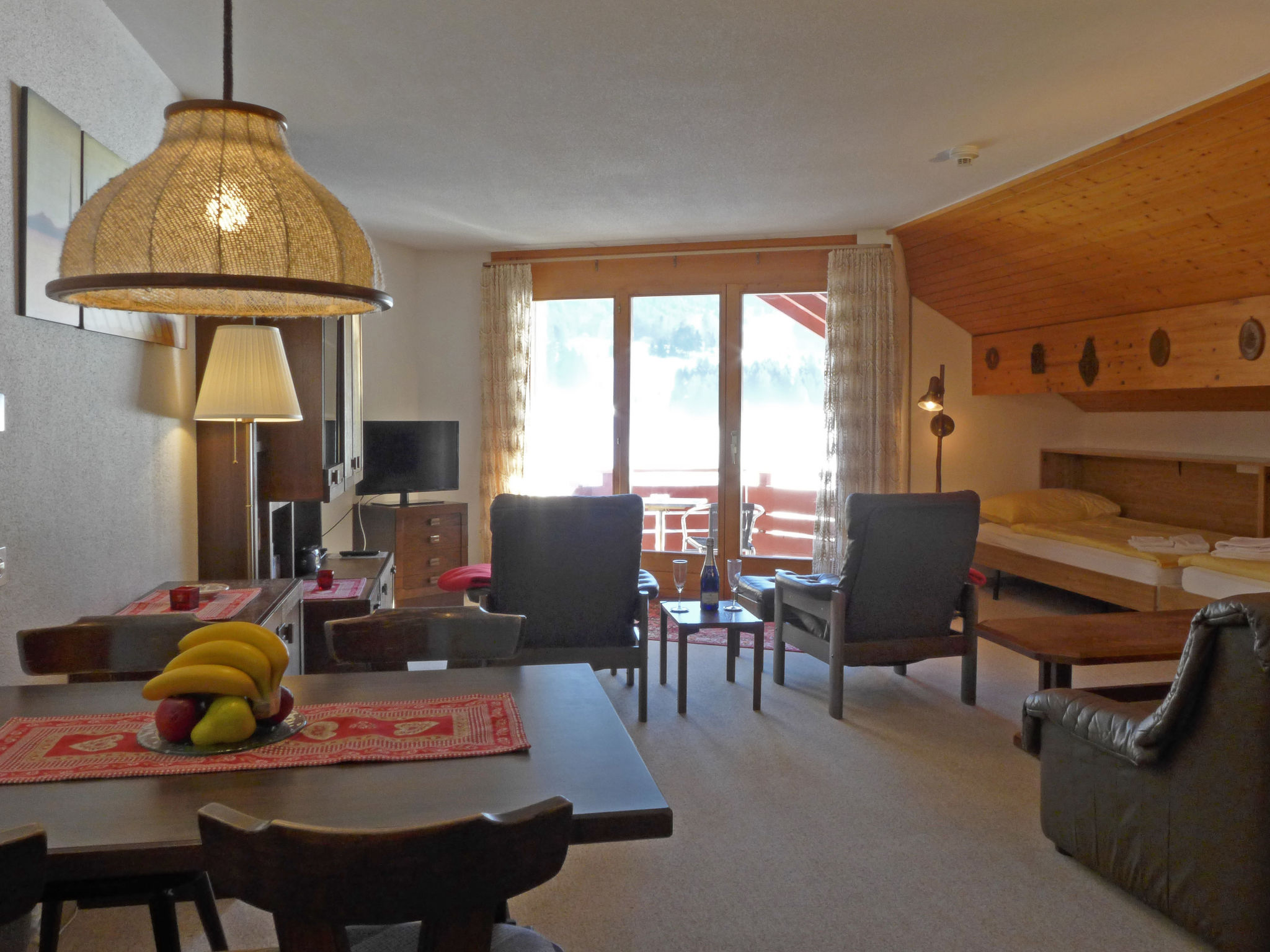 Foto 2 - Apartamento de 1 habitación en Lauterbrunnen con vistas a la montaña