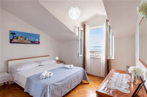 Foto 4 - Apartamento de 1 habitación en Dugi Rat con vistas al mar