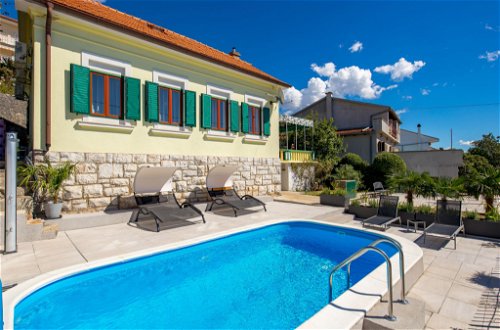 Photo 1 - Maison de 2 chambres à Crikvenica avec piscine privée et vues à la mer