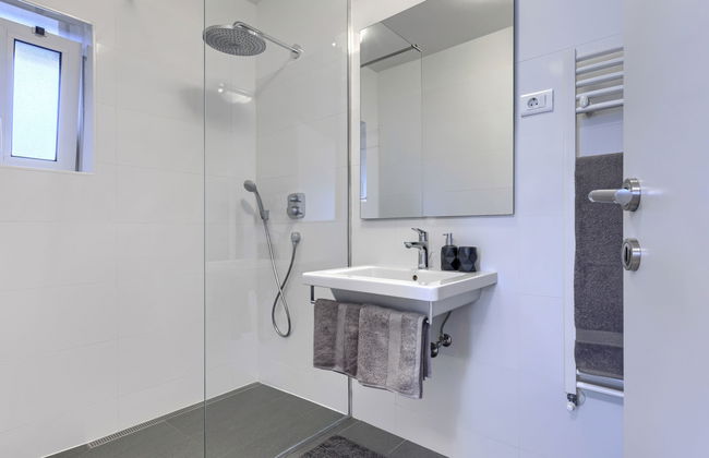Casa de 4 quartos em Raša com piscina privada e jardim - Foto 21