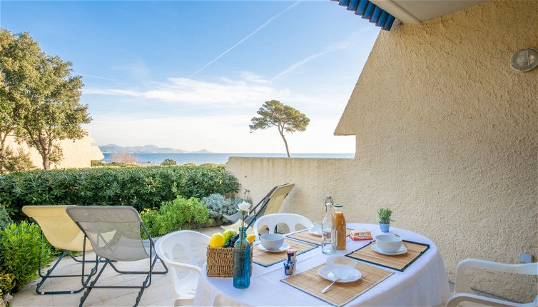 Foto 1 - Apartamento de 1 quarto em Fréjus com jardim e vistas do mar