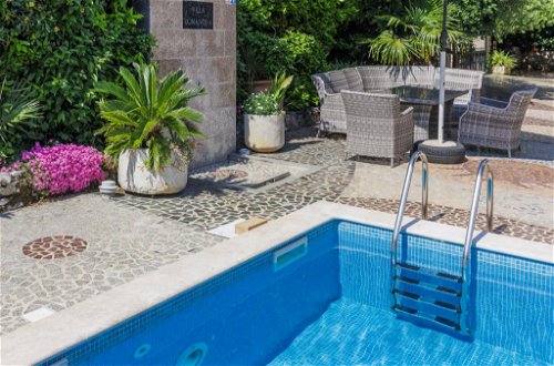 Foto 31 - Appartamento con 2 camere da letto a Rovinj con piscina e vista mare