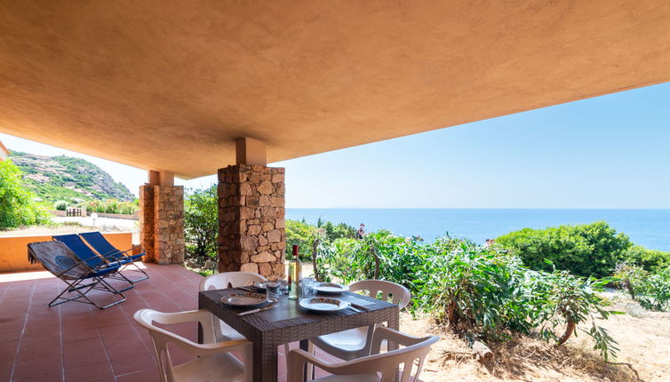 Photo 1 - Maison de 2 chambres à Trinità d'Agultu e Vignola avec jardin et vues à la mer