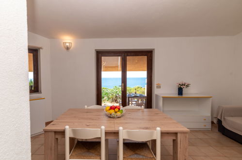 Foto 5 - Haus mit 2 Schlafzimmern in Trinità d'Agultu e Vignola mit garten und blick aufs meer