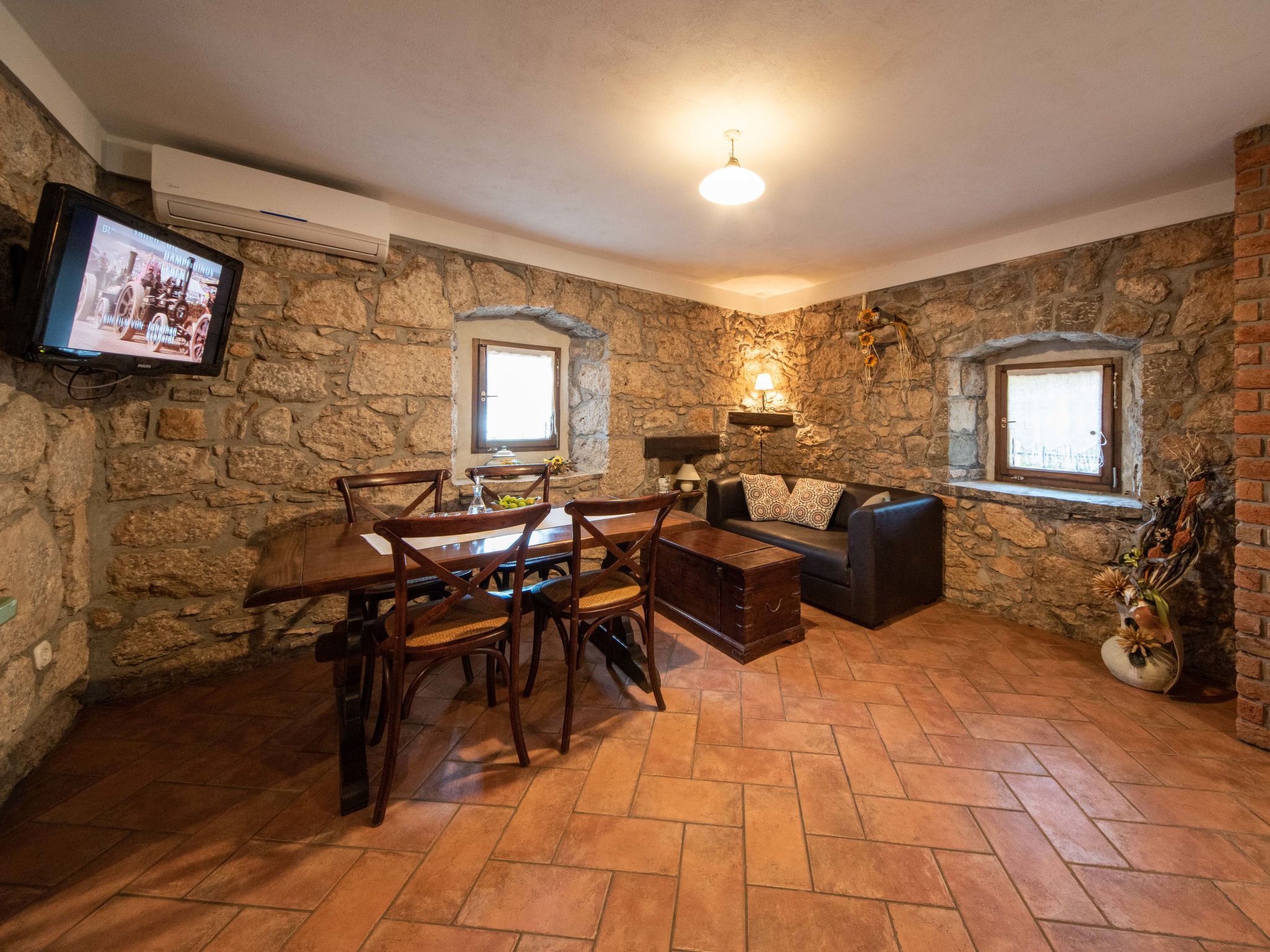 Photo 4 - 1 bedroom Apartment in Opatija with garden and terrace