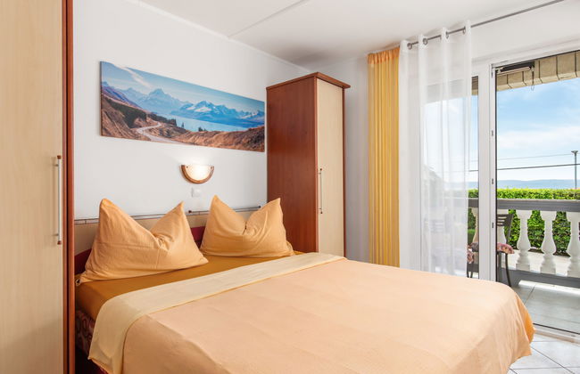 Apartamento de 2 quartos em Crikvenica com piscina e jardim - Foto 3