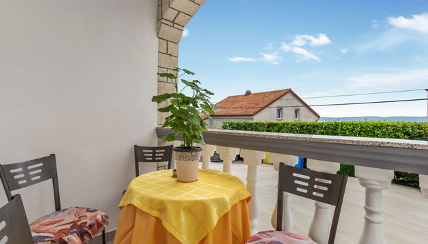 2 bedroom Apartment in Crikvenica with swimming pool and garden - Photo 5