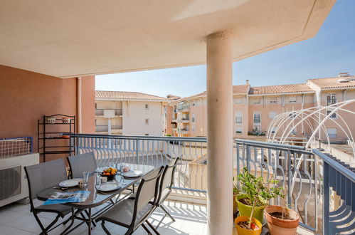 Foto 1 - Apartamento de 2 habitaciones en Fréjus con terraza